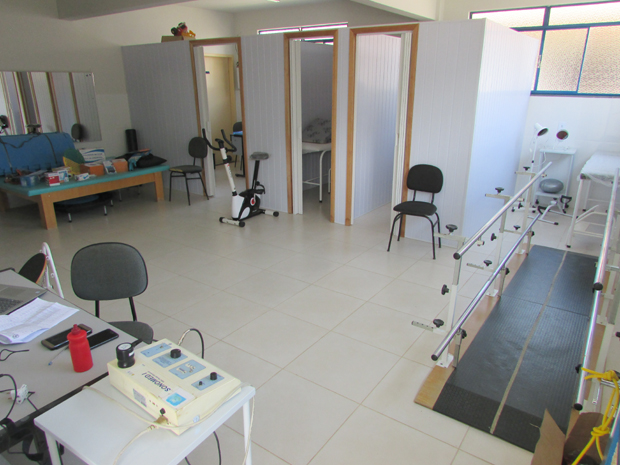 Prefeitura Municipal de Rosário da Limeira investe em aquisição de equipamentos para o setor de Fisioterapia do município (11).JPG