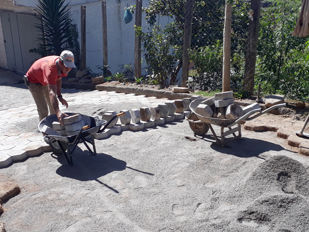 Prefeitura Municipal realiza manutenção nas ruas do bairro Ponto Futuro em Rosário da Limeira (2).jpg