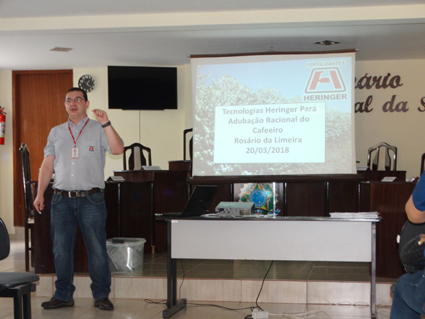 Prefeitura, Secretaria de Agricultura e EMATER realizam Encontro dos Cafeicultores de Rosário da Limeira (2).JPG