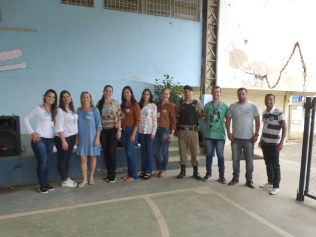 thumbnail Prefeitura Municipal2c SCFV e Secretaria de Assistência Social promovem ato em apoio ao Dia Nacional de Combate ao Abuso e à Exploração Sexual de Crianças e Adolescentes em Rosário da Limeira 4